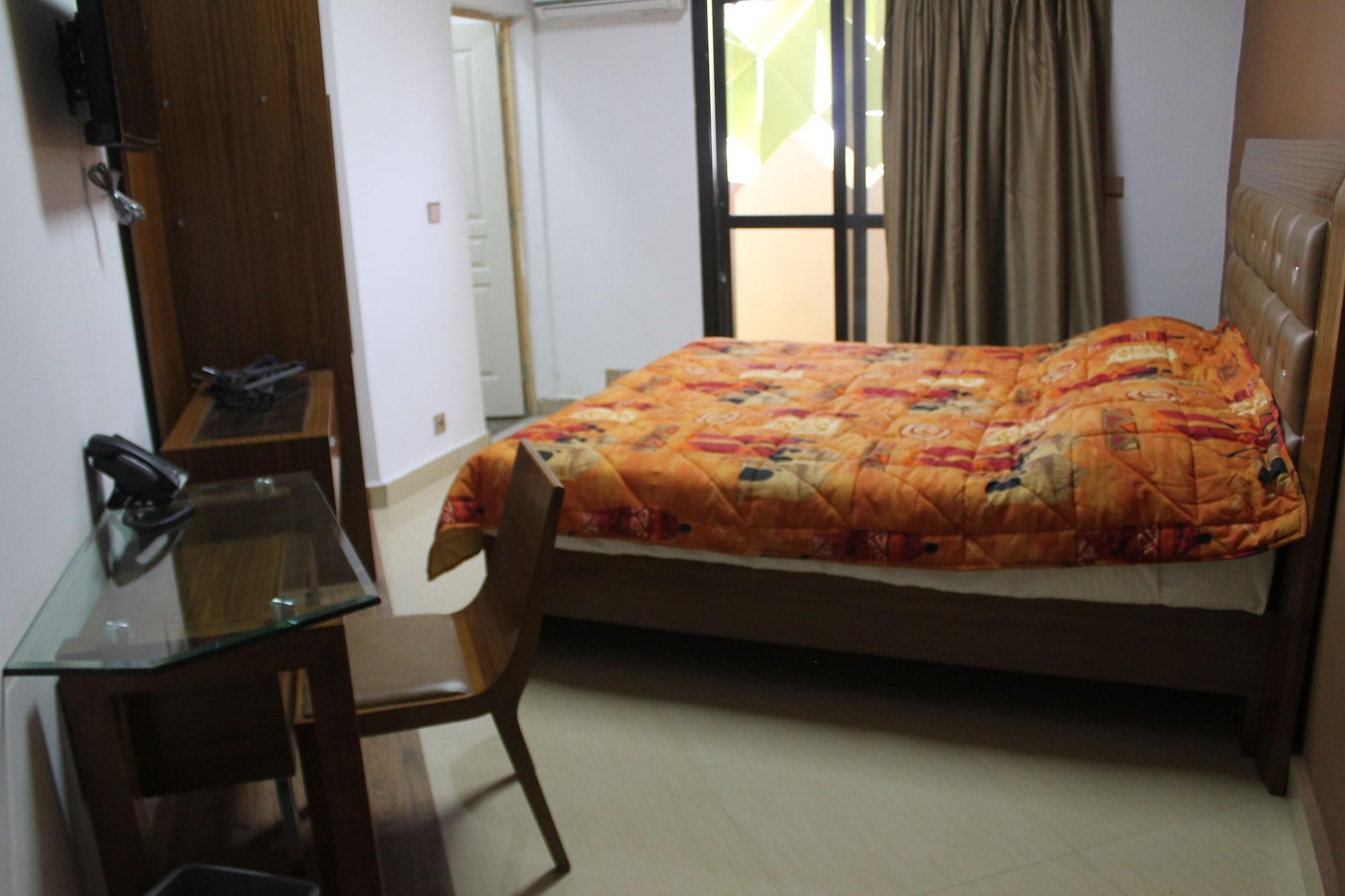 Wakola Hotel Cheikh Anta Dakar Extérieur photo