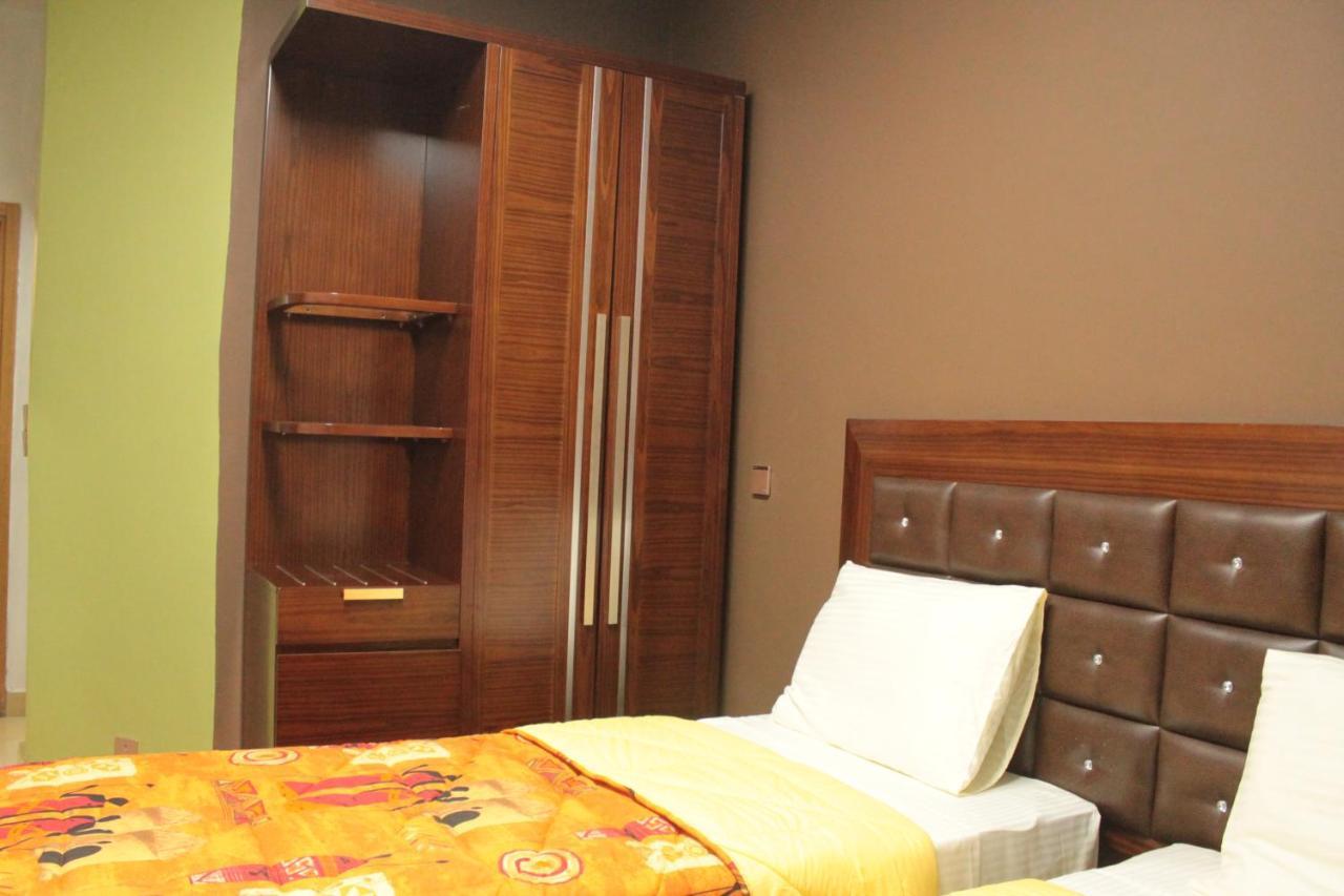 Wakola Hotel Cheikh Anta Dakar Extérieur photo