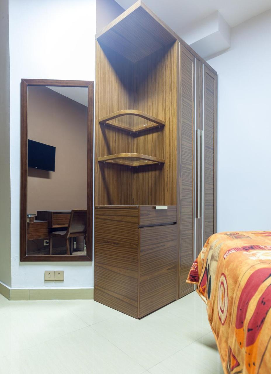 Wakola Hotel Cheikh Anta Dakar Extérieur photo