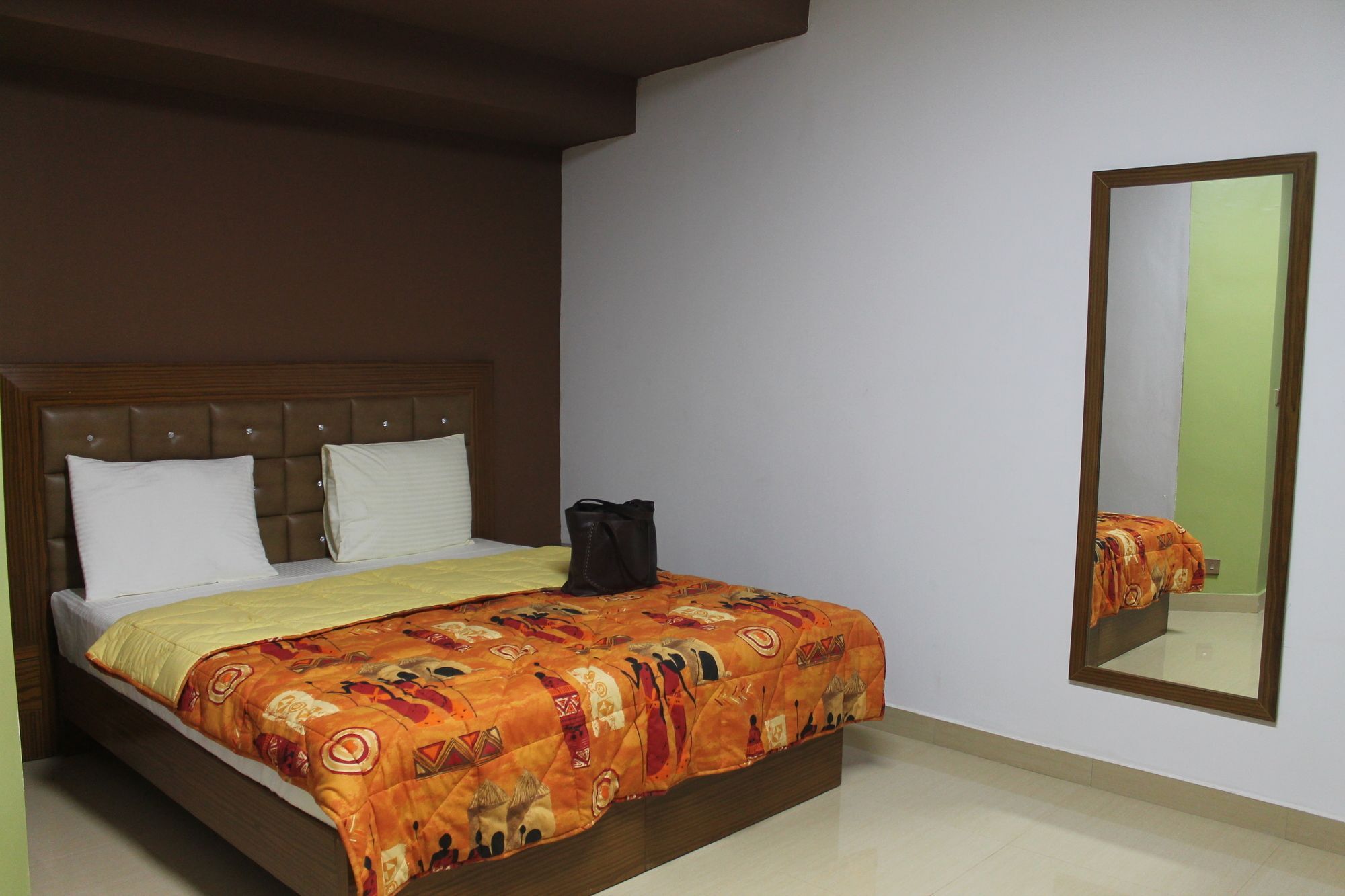 Wakola Hotel Cheikh Anta Dakar Extérieur photo